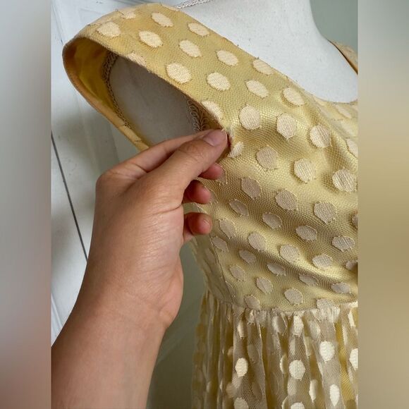 1950s/60s Baby Doll Empire Waist Yellow Polka Dot Dress - Picture 12 of 15